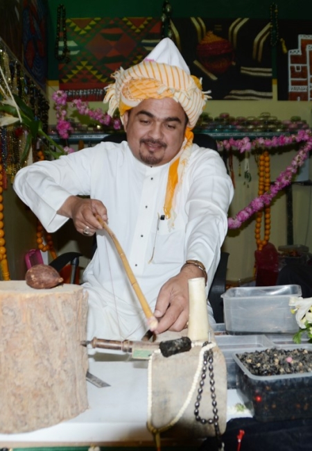 جانب من معرض ملتقى الحرفيين بالرياض